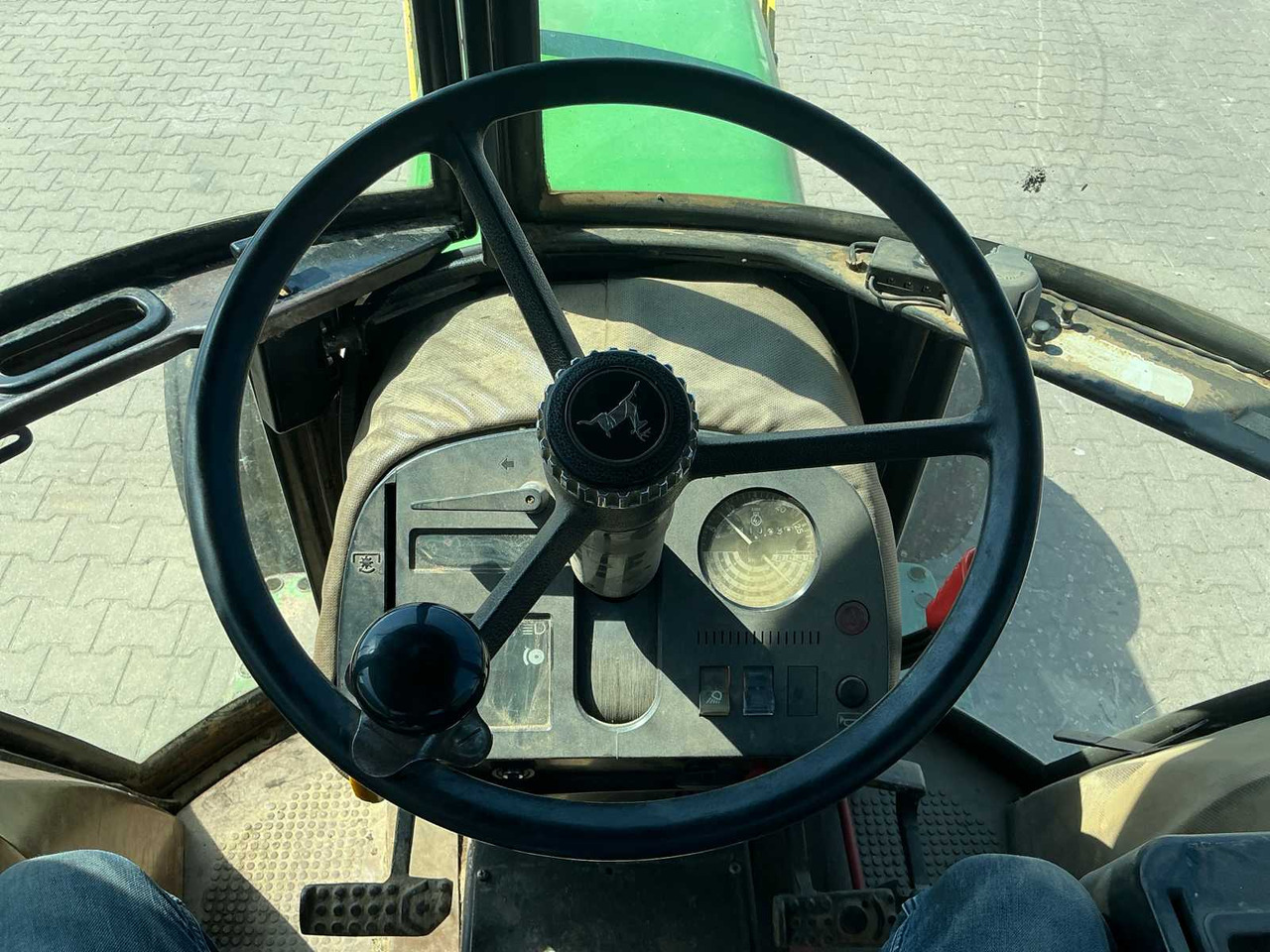 جرار John Deere 1640 Synchron: صورة 29