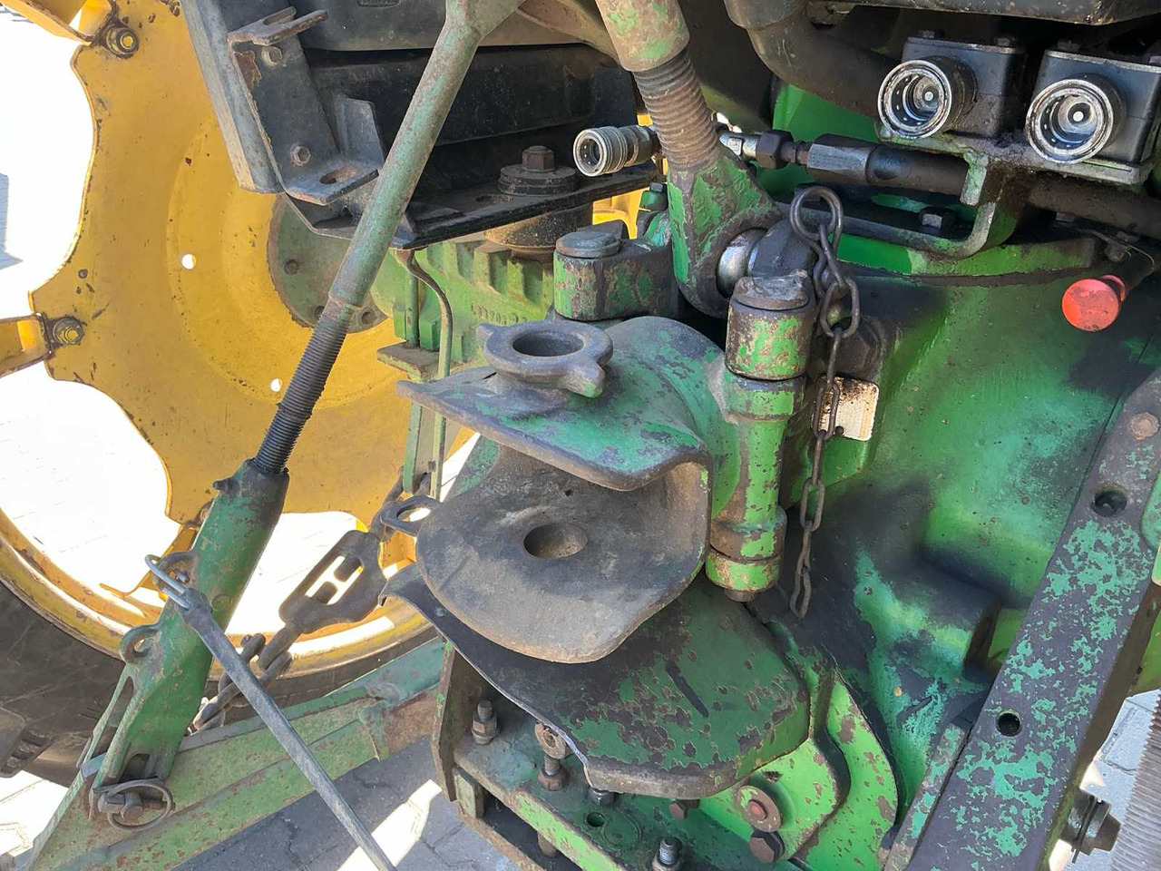 جرار John Deere 1640 Synchron: صورة 17