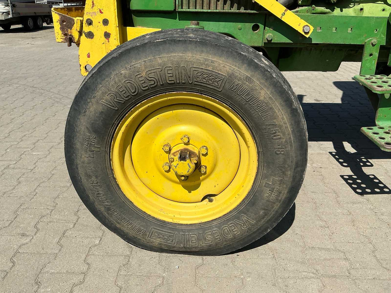 جرار John Deere 1640 Synchron: صورة 12