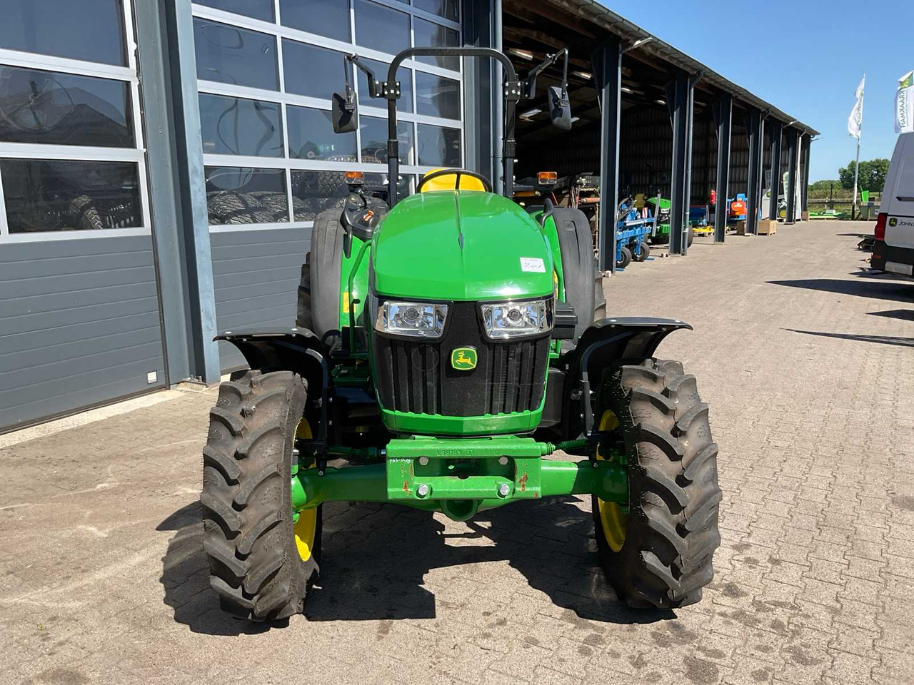 John Deere 5050E - جرار: صورة 3 John Deere 5050E - جرار: صورة 3