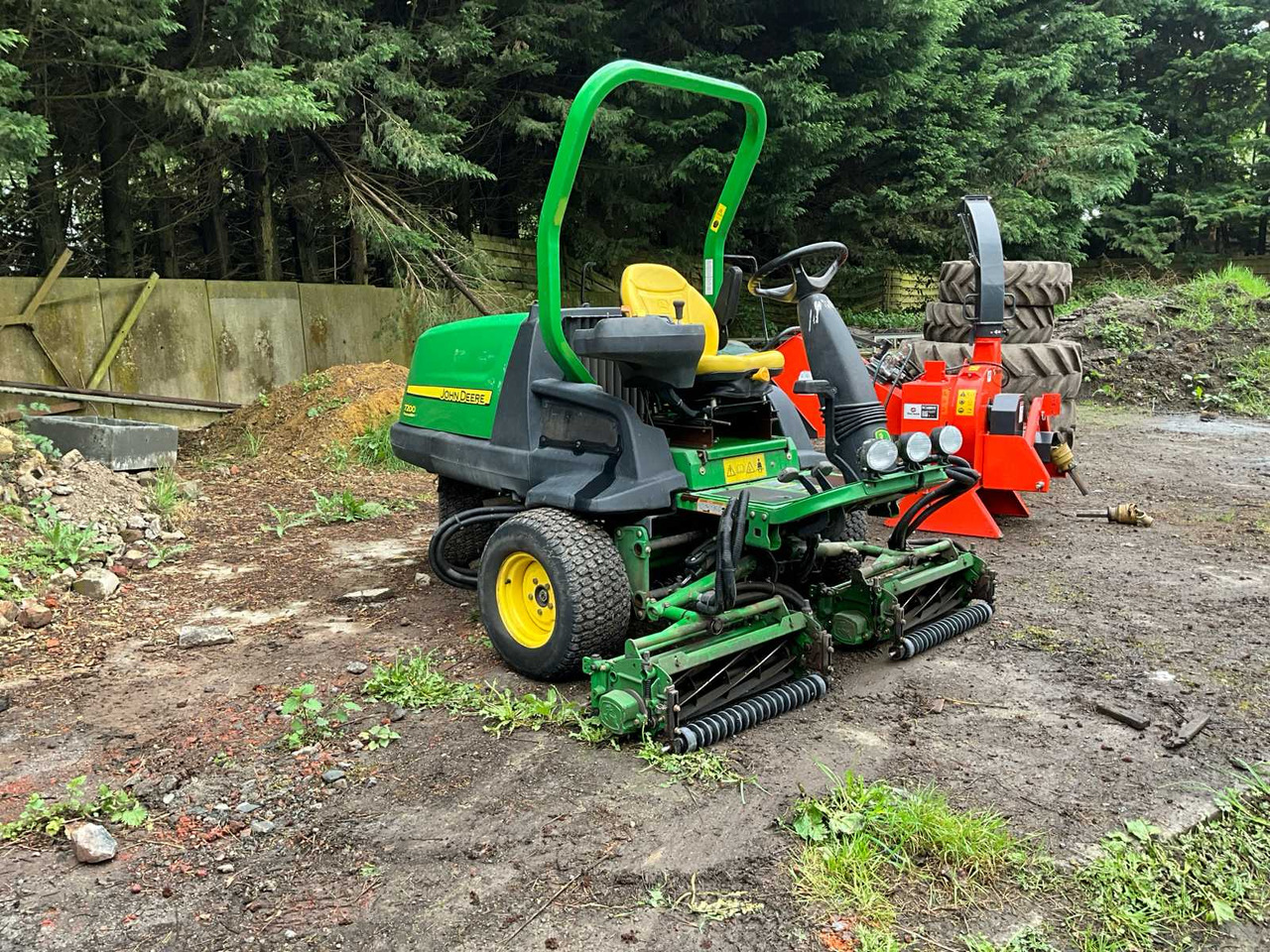John Deere 7200 precesioncut - جزازة عشب الحدائق: صورة 2 John Deere 7200 precesioncut - جزازة عشب الحدائق: صورة 2