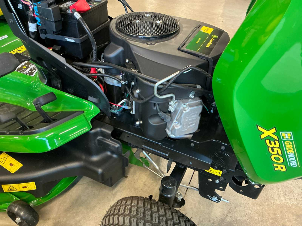 جزازة عشب الحدائق John Deere X350R: صورة 14