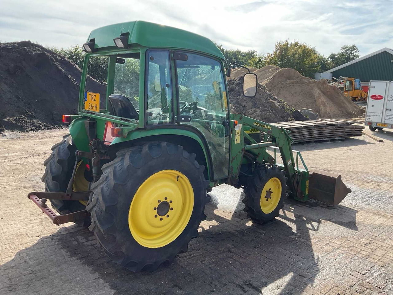 John deere 4600 - جرار صغير: صورة 3 John deere 4600 - جرار صغير: صورة 3