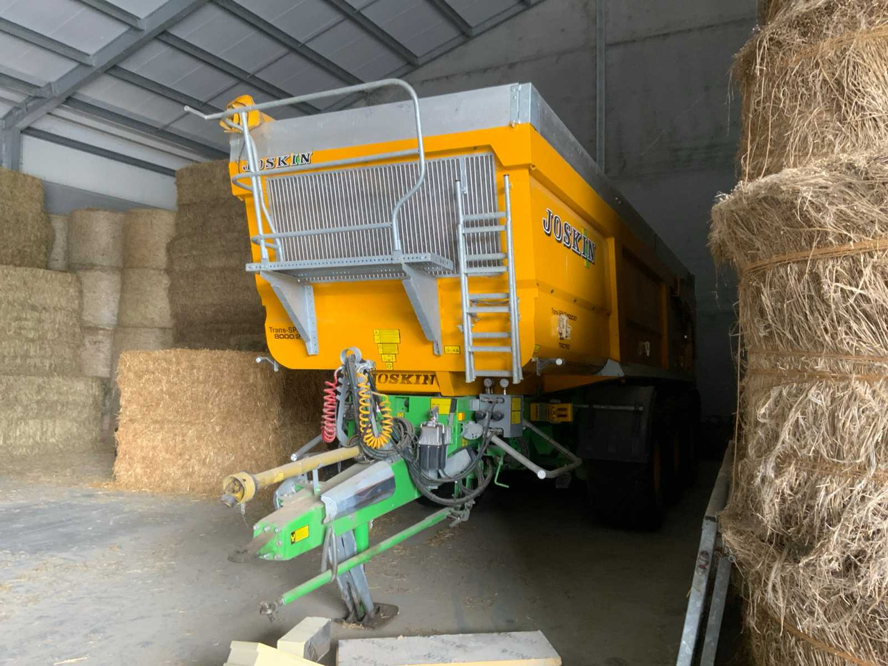 Joskin Triden Trans-Space 8000/27 - مقطورة قلابة زراعية/ شاحنة قلابة: صورة 3 Joskin Triden Trans-Space 8000/27 - مقطورة قلابة زراعية/ شاحنة قلابة: صورة 3