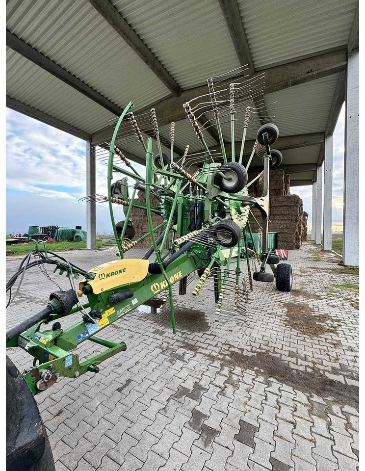 KRONE Swadro TC 1000 - آلات زراعية: صورة 2 KRONE Swadro TC 1000 - آلات زراعية: صورة 2