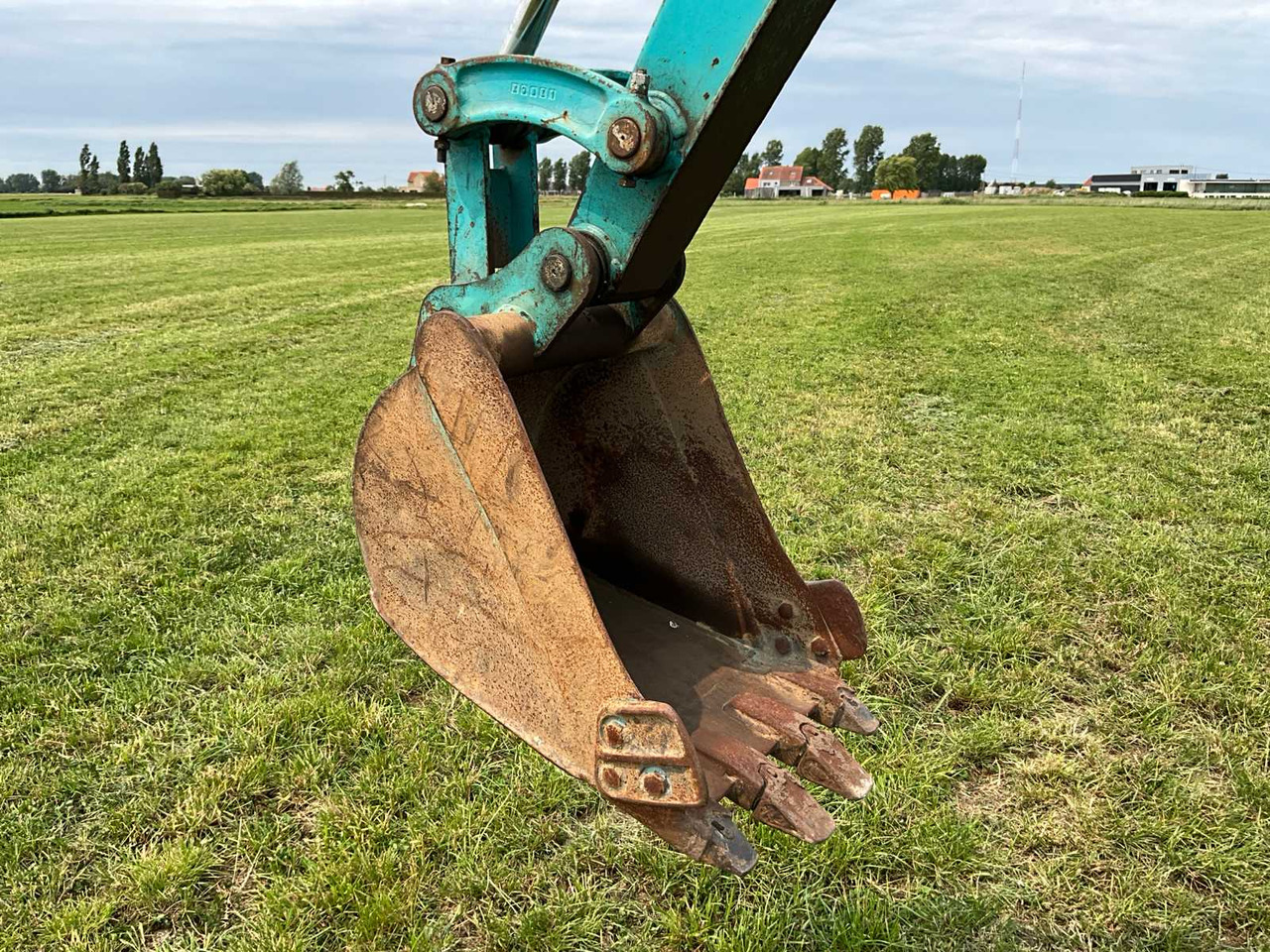 حفّار KUBOTA U-30-5 MIDI CRAWLER EXCAVATOR: صورة 9 حفّار KUBOTA U-30-5 MIDI CRAWLER EXCAVATOR: صورة 9