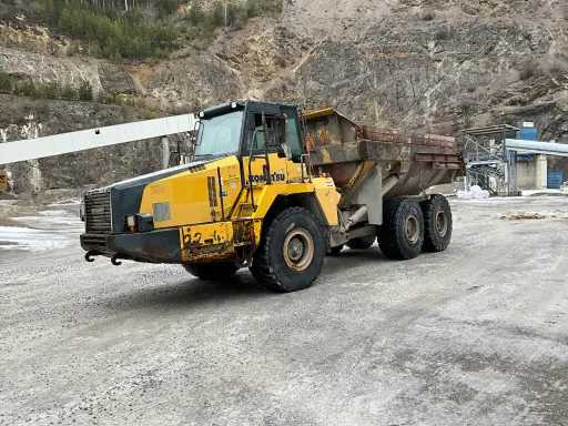 Komatsu HM300-2 - شاحنة قلاب التعدين: صورة 5 Komatsu HM300-2 - شاحنة قلاب التعدين: صورة 5