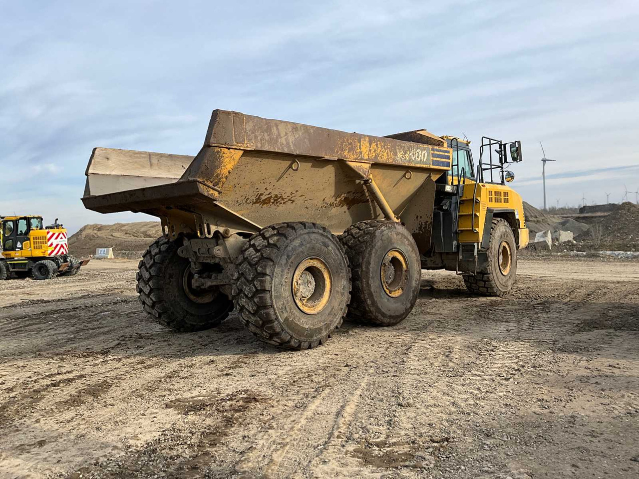 Komatsu HM400-3 - شاحنة قلاب التعدين: صورة 5 Komatsu HM400-3 - شاحنة قلاب التعدين: صورة 5