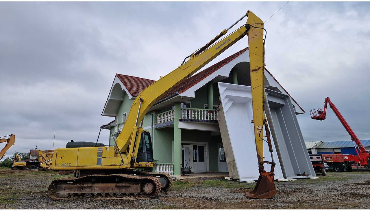 Komatsu PC 210 LC - حفار زاحف: صورة 5 Komatsu PC 210 LC - حفار زاحف: صورة 5