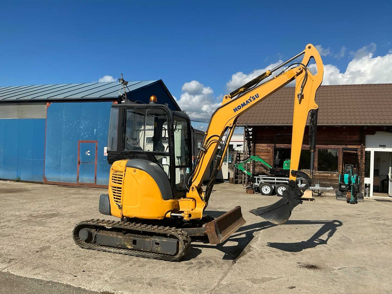 Komatsu PC35MR - 2 - حفار صغير: صورة 4 Komatsu PC35MR - 2 - حفار صغير: صورة 4