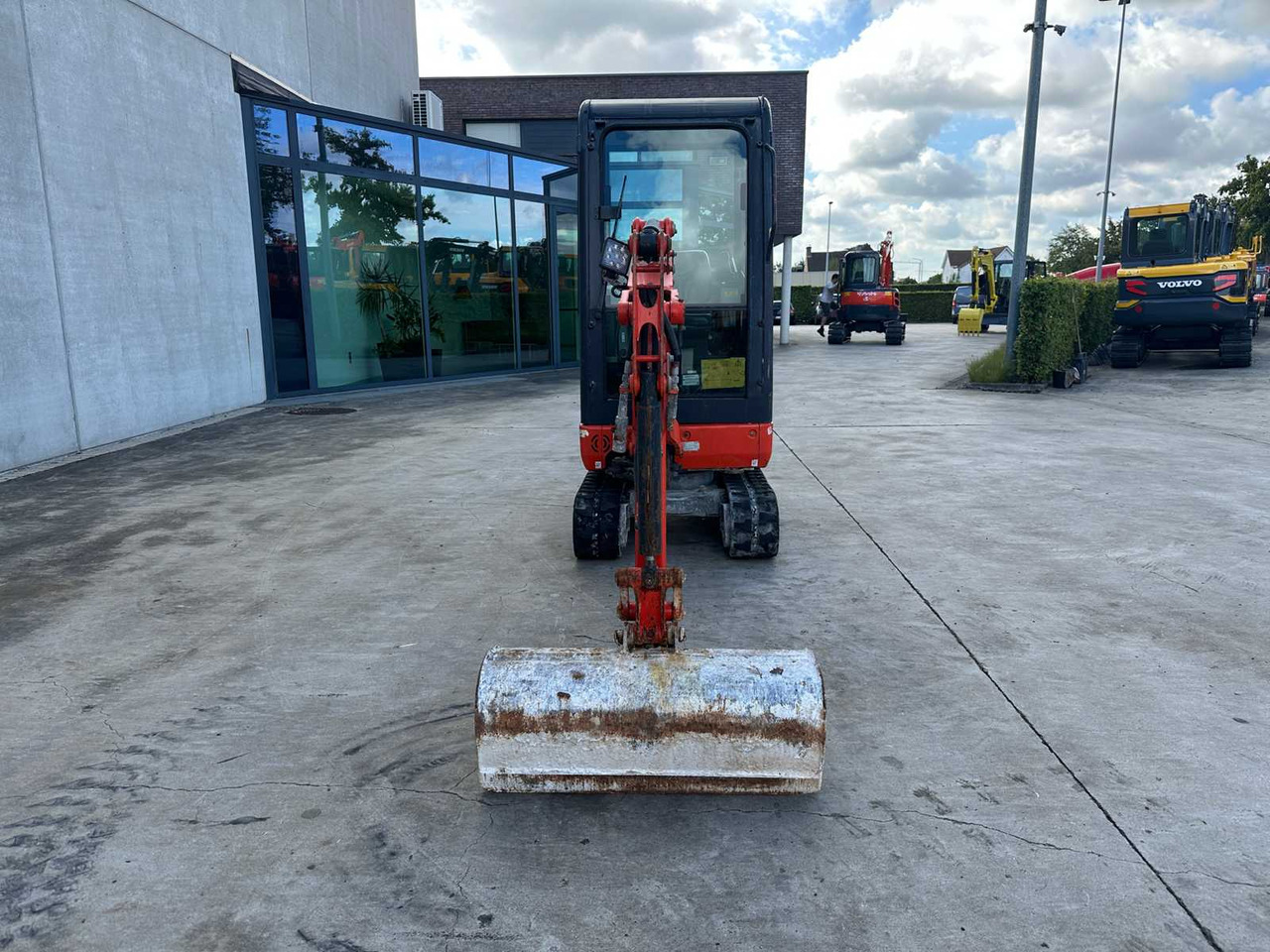 Kubota KX016-4 - حفار زاحف: صورة 2 Kubota KX016-4 - حفار زاحف: صورة 2