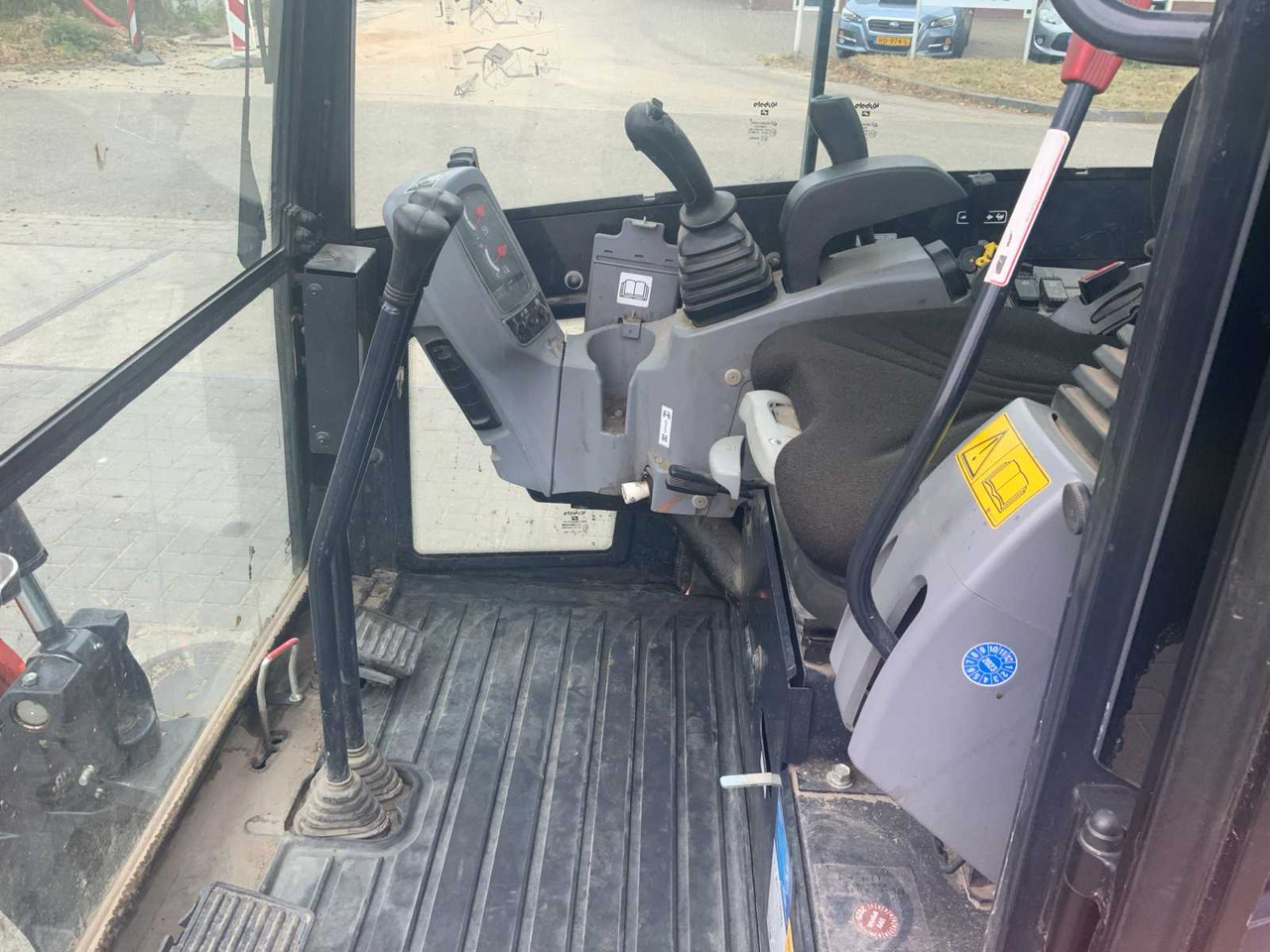 حفار صغير Kubota KX019-4: صورة 15