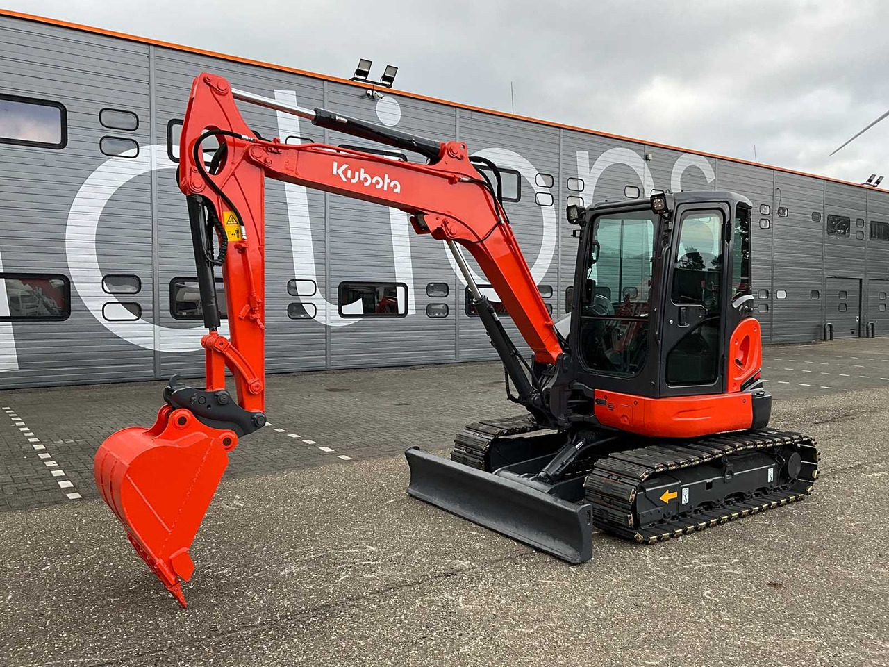 Kubota KX163-5 - حفار زاحف: صورة 1 Kubota KX163-5 - حفار زاحف: صورة 1