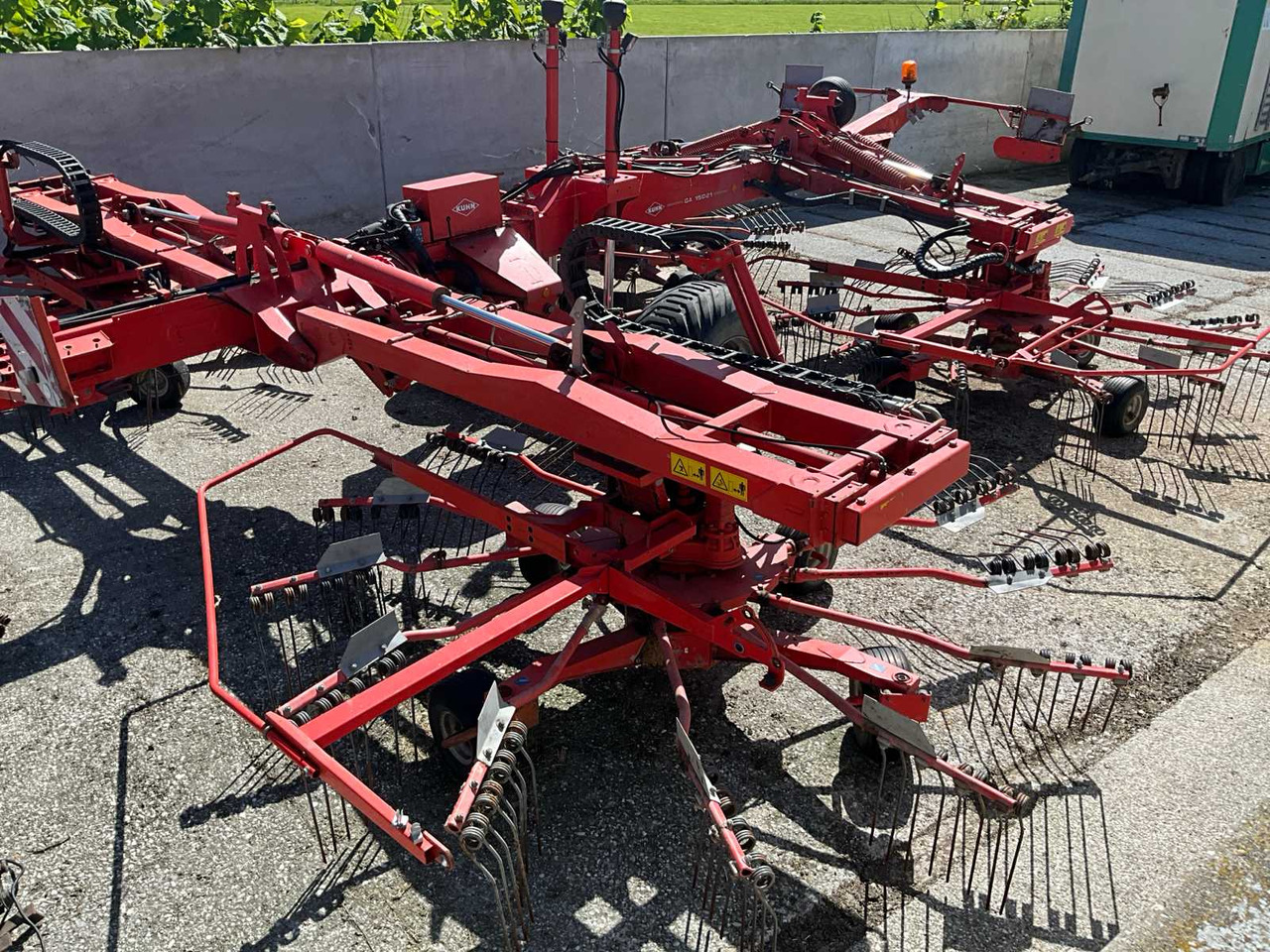 Kuhn GA 15021 - آلات زراعية: صورة 3 Kuhn GA 15021 - آلات زراعية: صورة 3