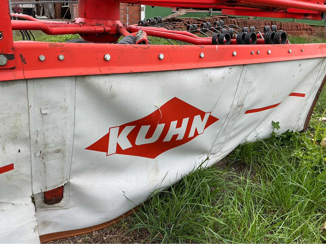 Kuhn GA6000 - ماكينات نشر التبن: صورة 5 Kuhn GA6000 - ماكينات نشر التبن: صورة 5