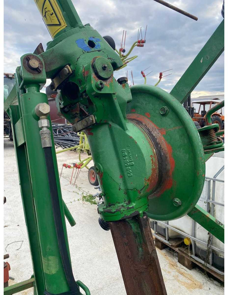 Kuhn GF5801MH - ماكينات نشر التبن: صورة 4 Kuhn GF5801MH - ماكينات نشر التبن: صورة 4