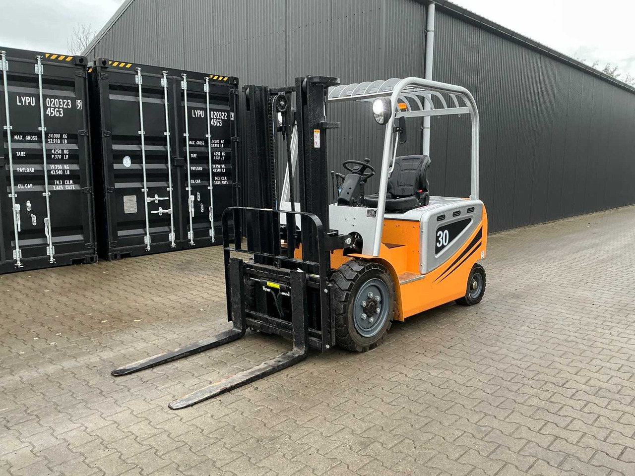 LEITE LTE30 ELECTRIC FORKLIFT - رافعة شوكية: صورة 1 LEITE LTE30 ELECTRIC FORKLIFT - رافعة شوكية: صورة 1