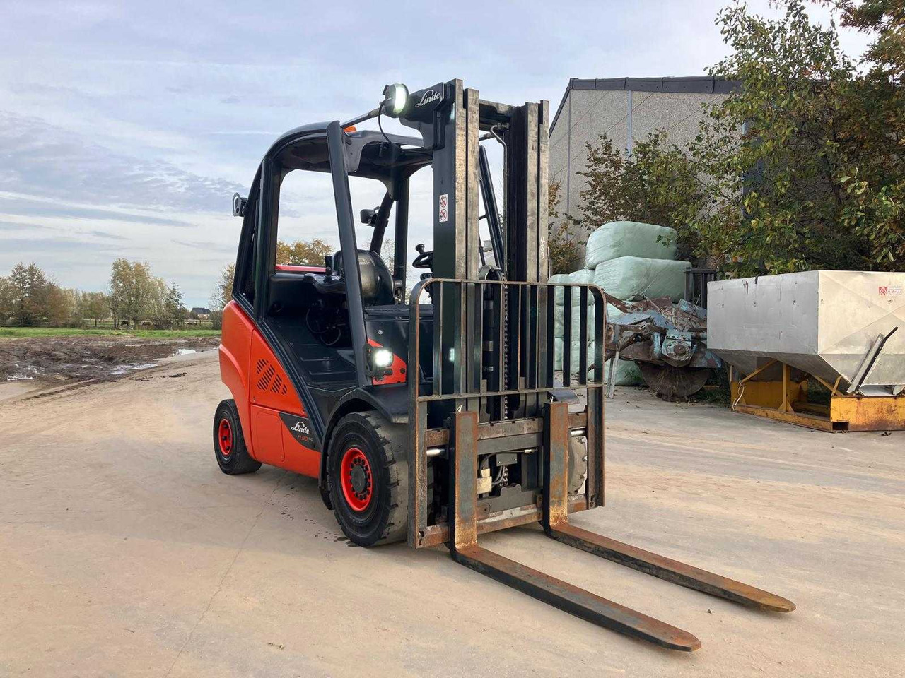 LINDE H30T-02 FORKLIFT 2019 - رافعة شوكية: صورة 5 LINDE H30T-02 FORKLIFT 2019 - رافعة شوكية: صورة 5