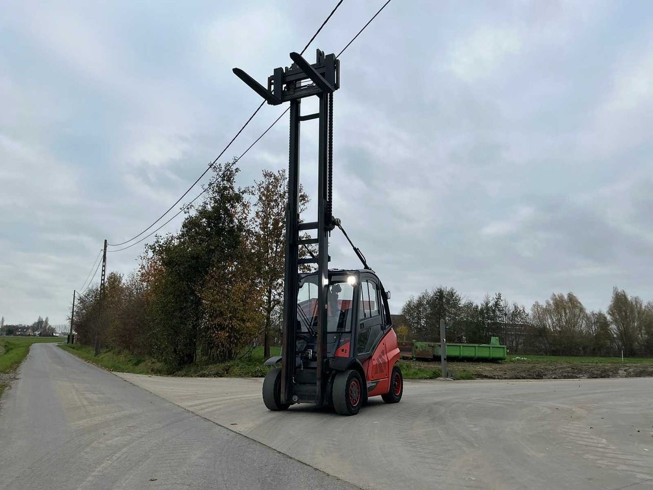 LINDE H40T-02 FORKLIFT TRUCK 2014 - رافعة شوكية: صورة 2 LINDE H40T-02 FORKLIFT TRUCK 2014 - رافعة شوكية: صورة 2
