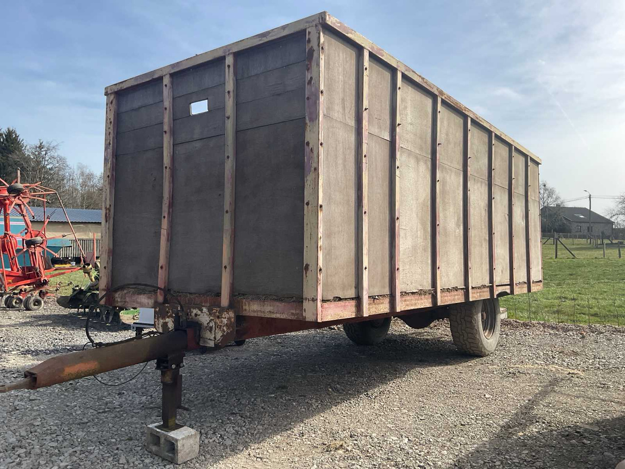 Livestock trailer - مقطورة للماشية: صورة 1 Livestock trailer - مقطورة للماشية: صورة 1