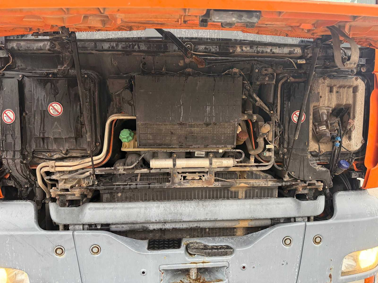 MAN - TGA 26.414 FDC - TRUCK - 2003 - شاحنة: صورة 3 MAN - TGA 26.414 FDC - TRUCK - 2003 - شاحنة: صورة 3