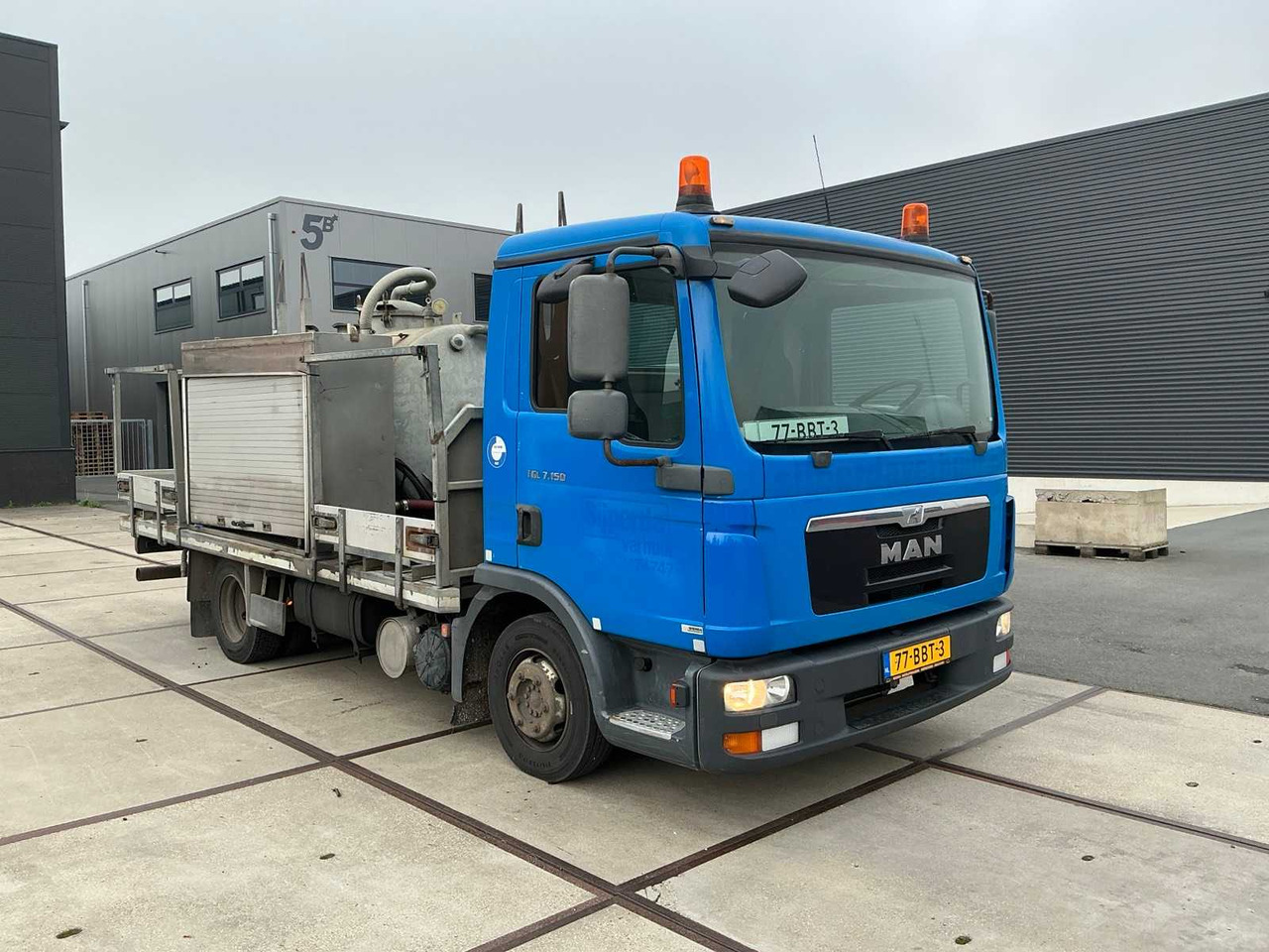 MAN TGL TRUCK WITH BODY - شاحنة: صورة 2 MAN TGL TRUCK WITH BODY - شاحنة: صورة 2