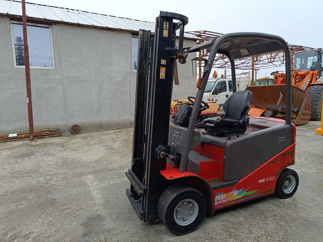 MANITOU - ME425-80V - FORKLIFT TRUCKS - 2015 - رافعة شوكية: صورة 1 MANITOU - ME425-80V - FORKLIFT TRUCKS - 2015 - رافعة شوكية: صورة 1