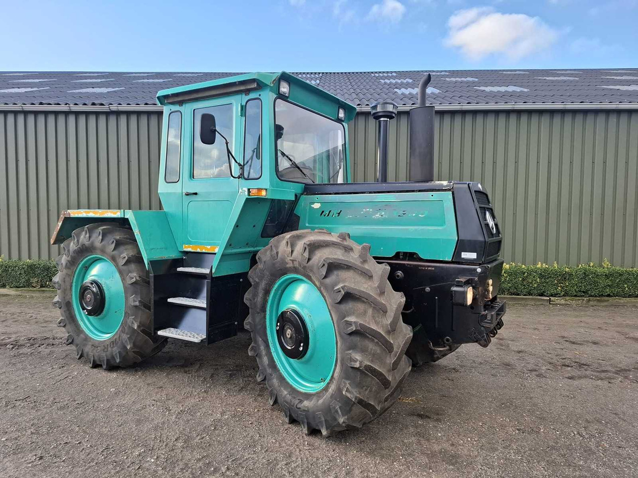 MB (MERCEDES BENZ) - 1982 - TRAC 1500 - ALL-WHEEL DRIVE AGRICULTURAL TRACTOR - جرار: صورة 1 MB (MERCEDES BENZ) - 1982 - TRAC 1500 - ALL-WHEEL DRIVE AGRICULTURAL TRACTOR - جرار: صورة 1