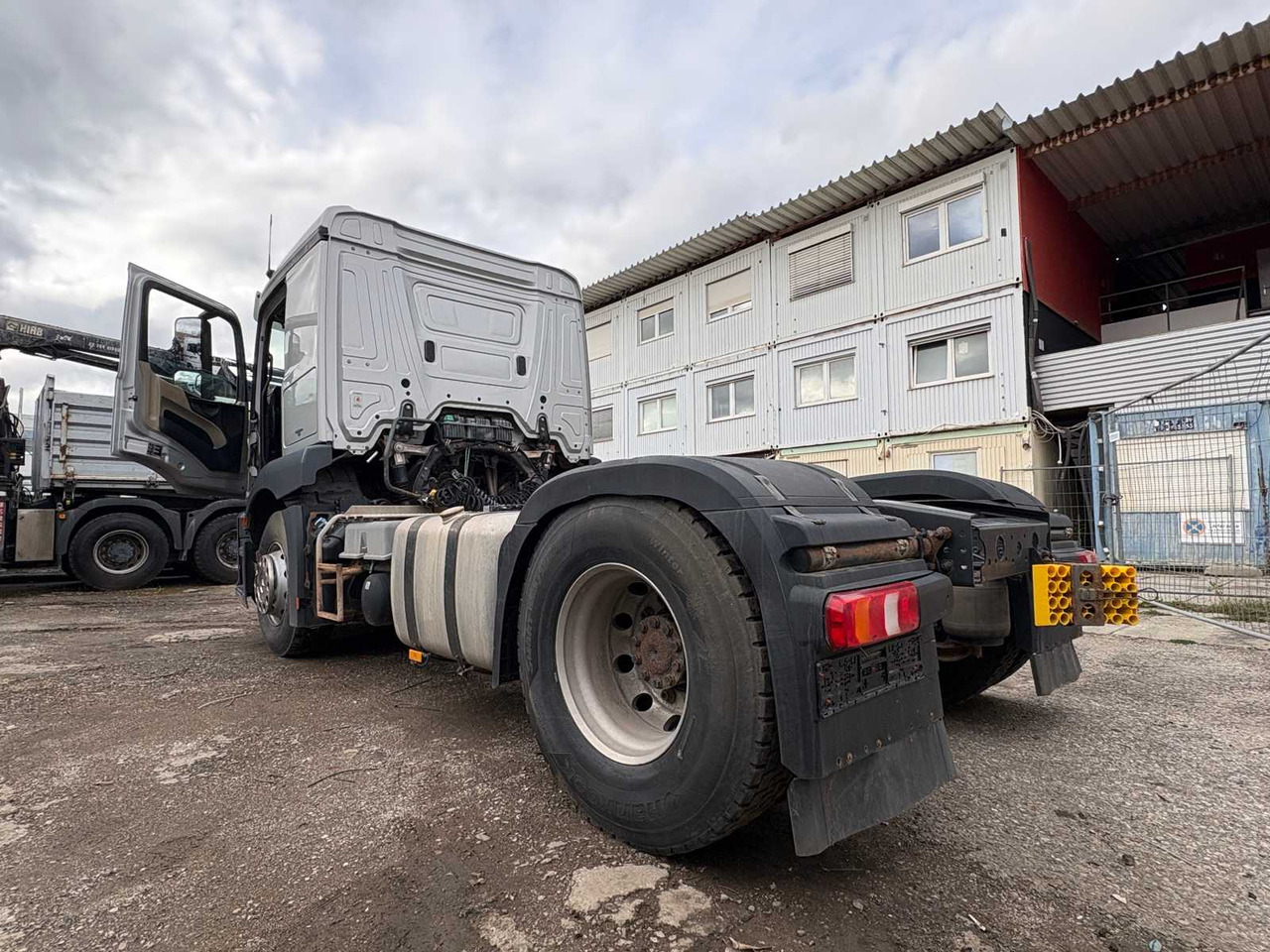 MERCEDES-BENZ ACTROS 1843 TRACTOR - شاحنة: صورة 5 MERCEDES-BENZ ACTROS 1843 TRACTOR - شاحنة: صورة 5