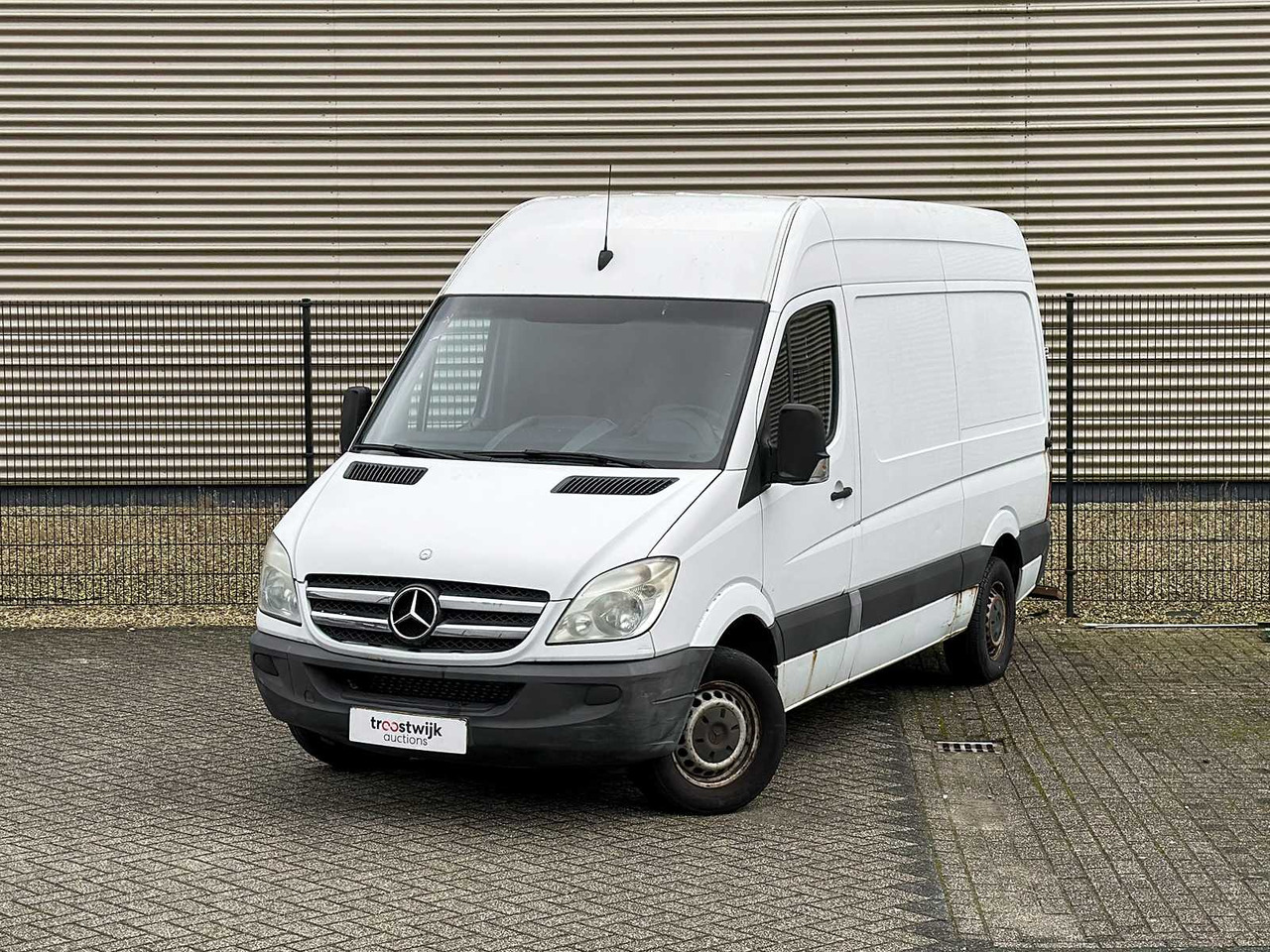 MERCEDES-BENZ SPRINTER 315 2.2 CDI 366 EHD 150HP 2007, 49-VGK-5 COMMERCIAL VEHICLE YOUNGTIMER - شاحنة توصيل مغلقة: صورة 3 MERCEDES-BENZ SPRINTER 315 2.2 CDI 366 EHD 150HP 2007, 49-VGK-5 COMMERCIAL VEHICLE YOUNGTIMER - شاحنة توصيل مغلقة: صورة 3