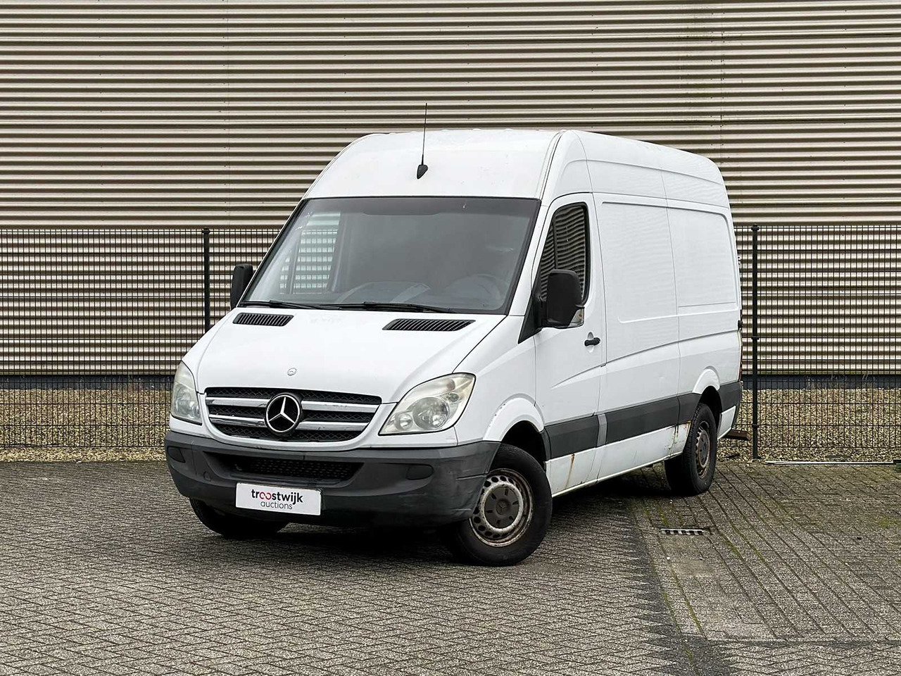 MERCEDES-BENZ SPRINTER 315 2.2 CDI 366 EHD 150HP 2007, 49-VGK-5 COMMERCIAL VEHICLE YOUNGTIMER - شاحنة توصيل مغلقة: صورة 2 MERCEDES-BENZ SPRINTER 315 2.2 CDI 366 EHD 150HP 2007, 49-VGK-5 COMMERCIAL VEHICLE YOUNGTIMER - شاحنة توصيل مغلقة: صورة 2