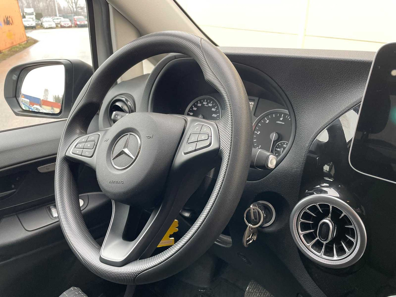 MERCEDES-BENZ - VITO 119CDI - LIGHT COMMERCIAL VAN - شاحنة توصيل مغلقة: صورة 5 MERCEDES-BENZ - VITO 119CDI - LIGHT COMMERCIAL VAN - شاحنة توصيل مغلقة: صورة 5