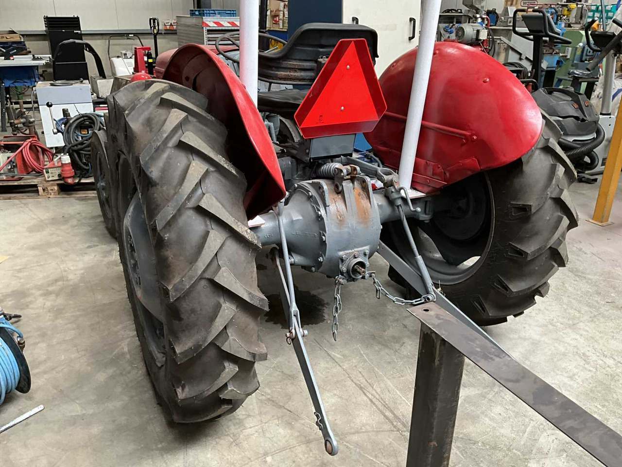 Massey Ferguson - جرار: صورة 4 Massey Ferguson - جرار: صورة 4