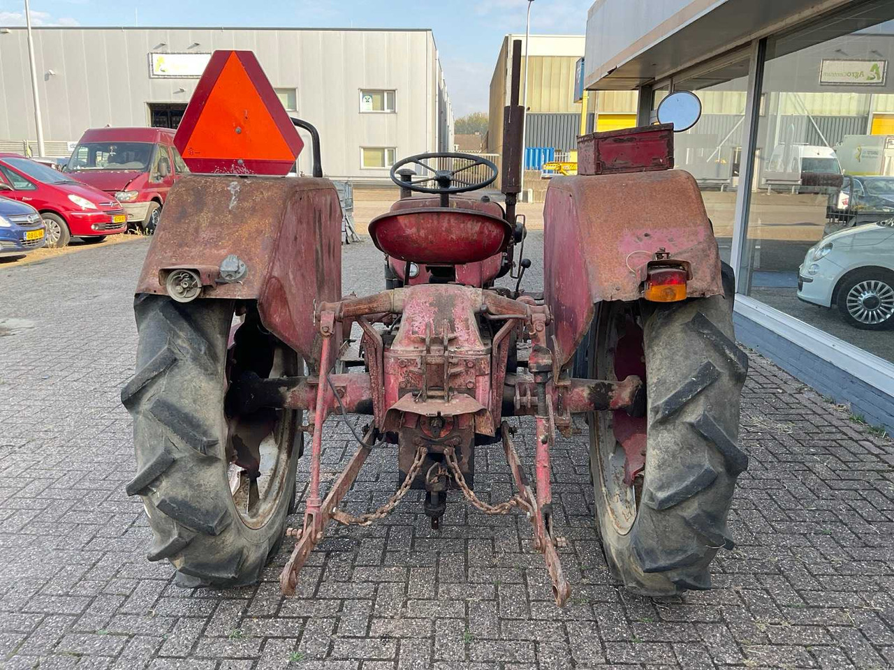 Mc Cormick International Farmall D-430 - جرار: صورة 4 Mc Cormick International Farmall D-430 - جرار: صورة 4