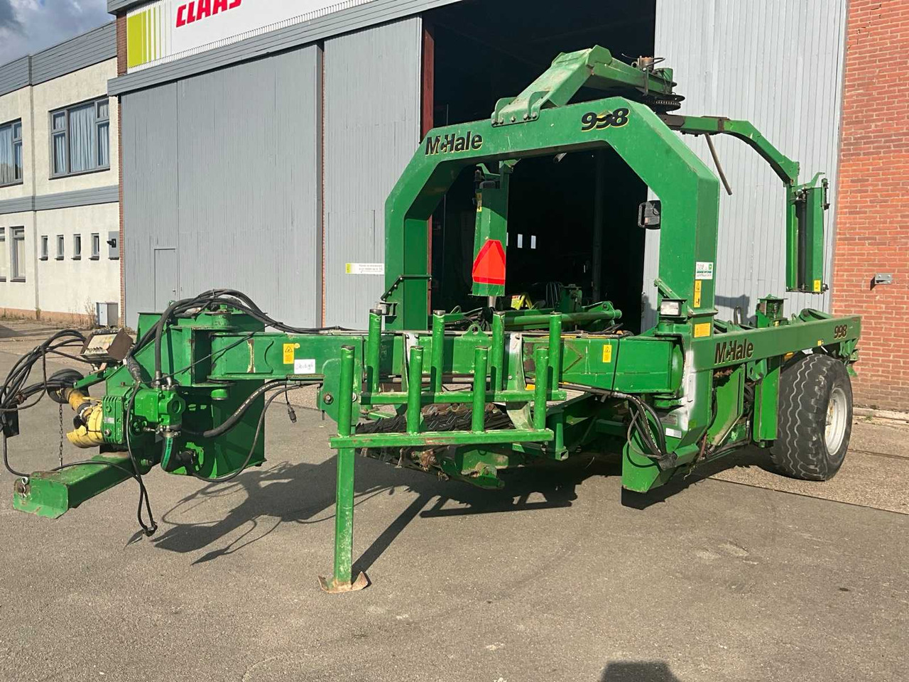 Mchale 998 - آلة لف بالات: صورة 1 Mchale 998 - آلة لف بالات: صورة 1