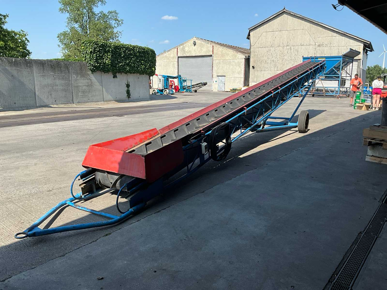 Mobile conveyor belt - toggle clamp - سيور ناقلة: صورة 3 Mobile conveyor belt - toggle clamp - سيور ناقلة: صورة 3