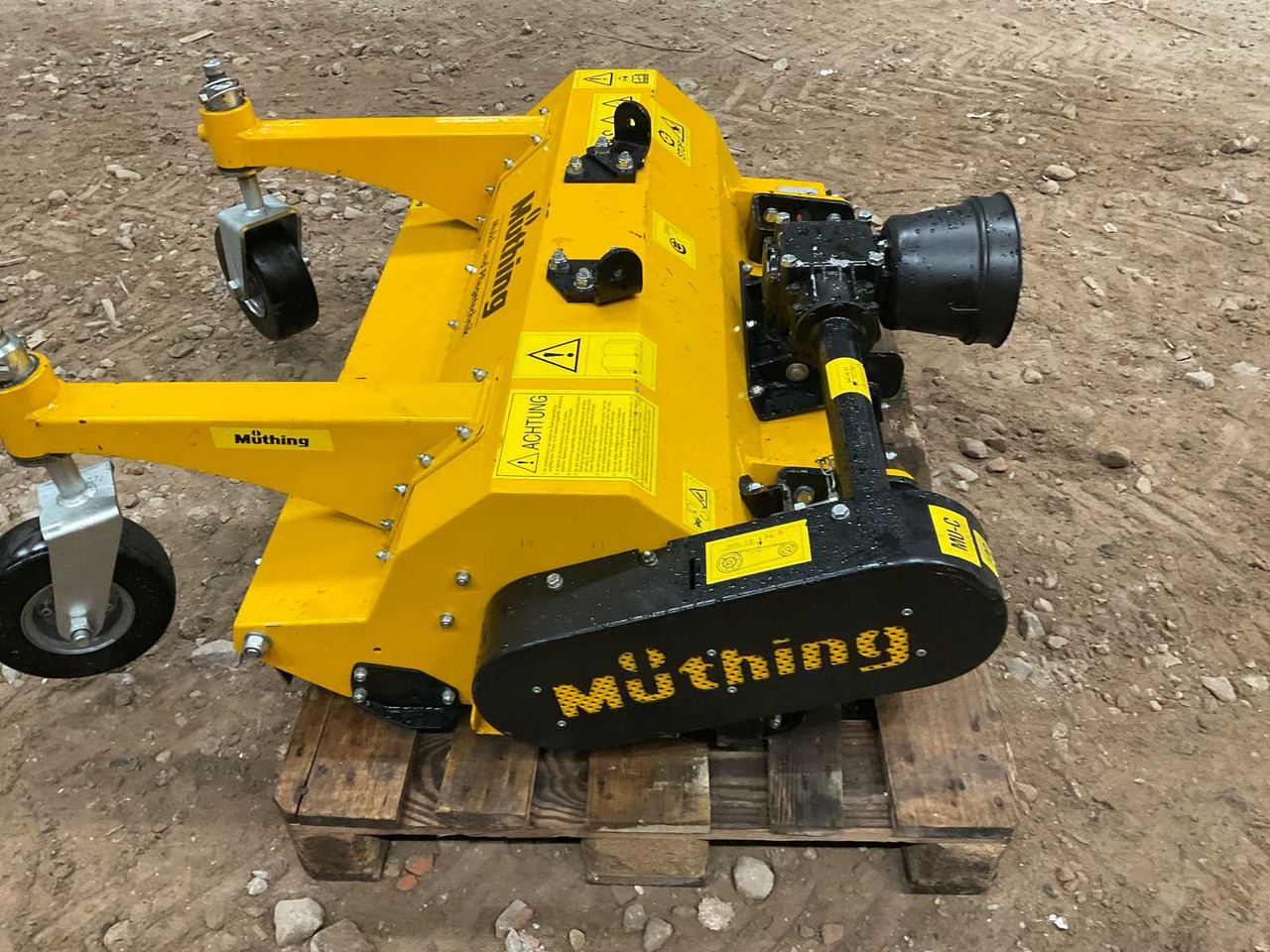 Müthing mu-c CM214 - التقطيع جزازة/ ماكينات قطع الحشائش: صورة 1 Müthing mu-c CM214 - التقطيع جزازة/ ماكينات قطع الحشائش: صورة 1