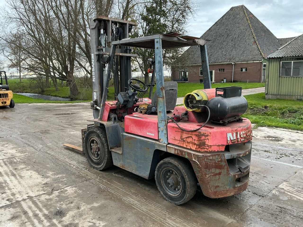 NISSAN BF03A40 FORKLIFT - رافعة شوكية: صورة 3 NISSAN BF03A40 FORKLIFT - رافعة شوكية: صورة 3