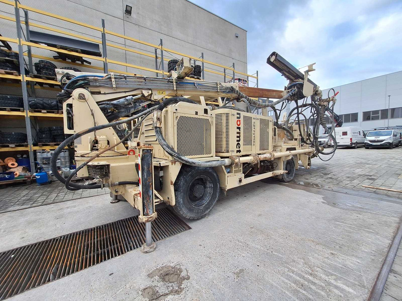 NORMET Spraymec 8100 VC - معدات الخرسانة: صورة 2 NORMET Spraymec 8100 VC - معدات الخرسانة: صورة 2