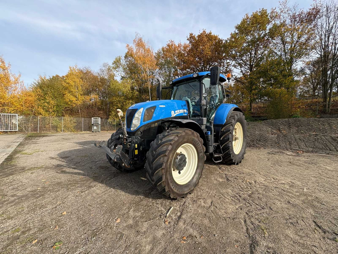 New Holland NEW HOLLAND T7.260 AGRICULTURAL TRACTOR WITH ALL-WHEEL DRIVE - جرار: صورة 1 New Holland NEW HOLLAND T7.260 AGRICULTURAL TRACTOR WITH ALL-WHEEL DRIVE - جرار: صورة 1