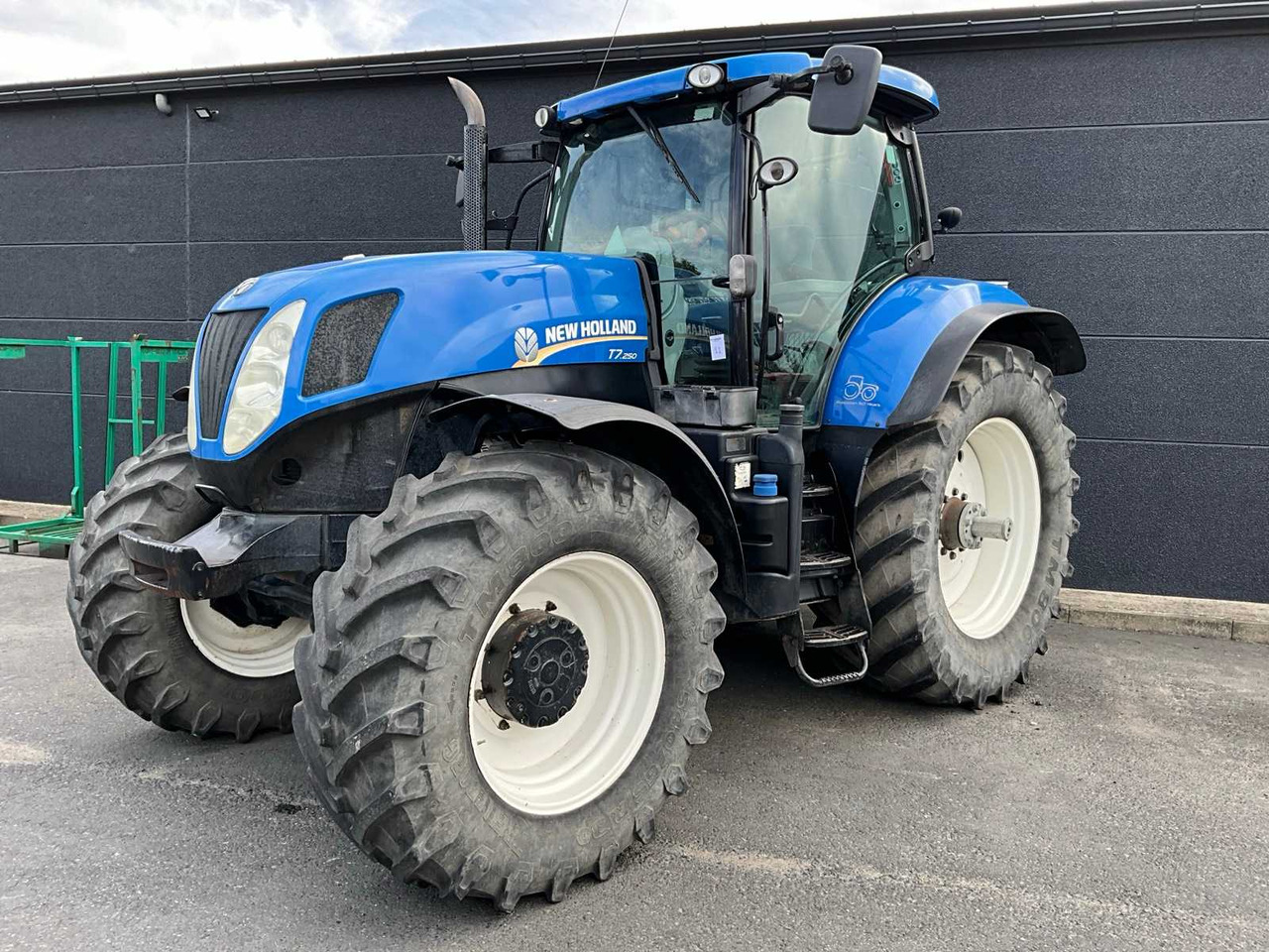 New Holland T7.250 - جرار: صورة 1 New Holland T7.250 - جرار: صورة 1