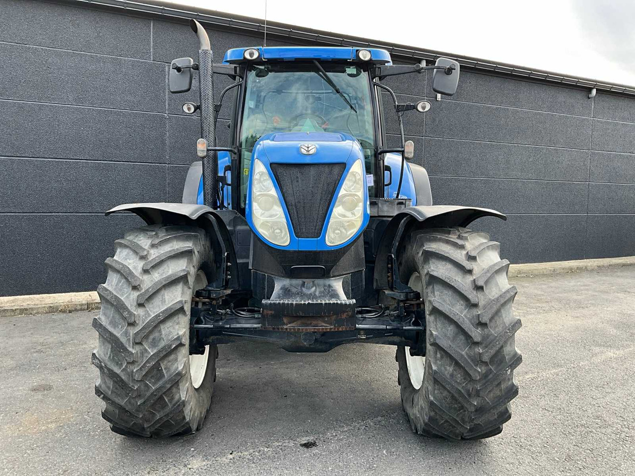 New Holland T7.250 - جرار: صورة 2 New Holland T7.250 - جرار: صورة 2