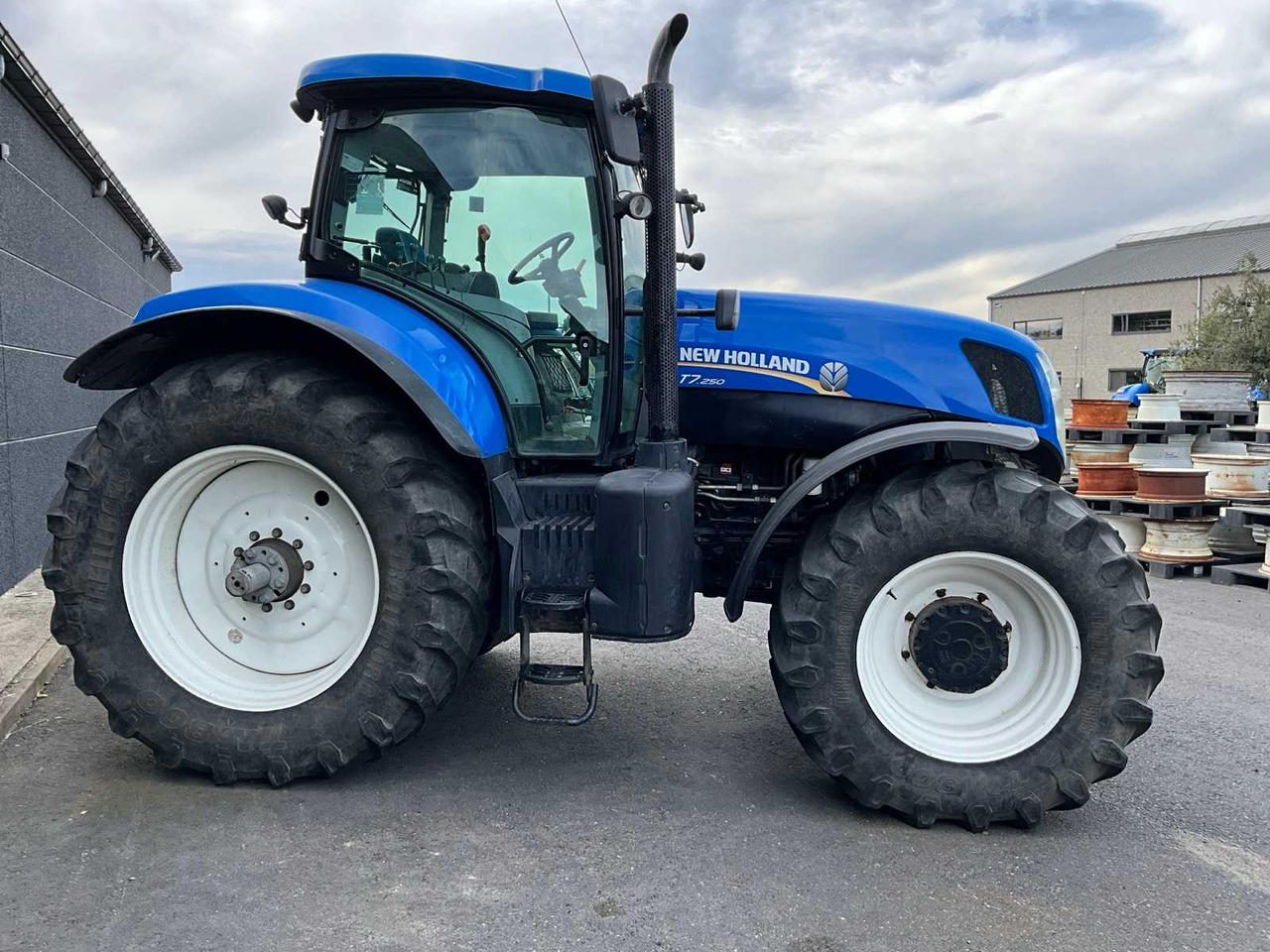 New Holland T7.250 - جرار: صورة 4 New Holland T7.250 - جرار: صورة 4