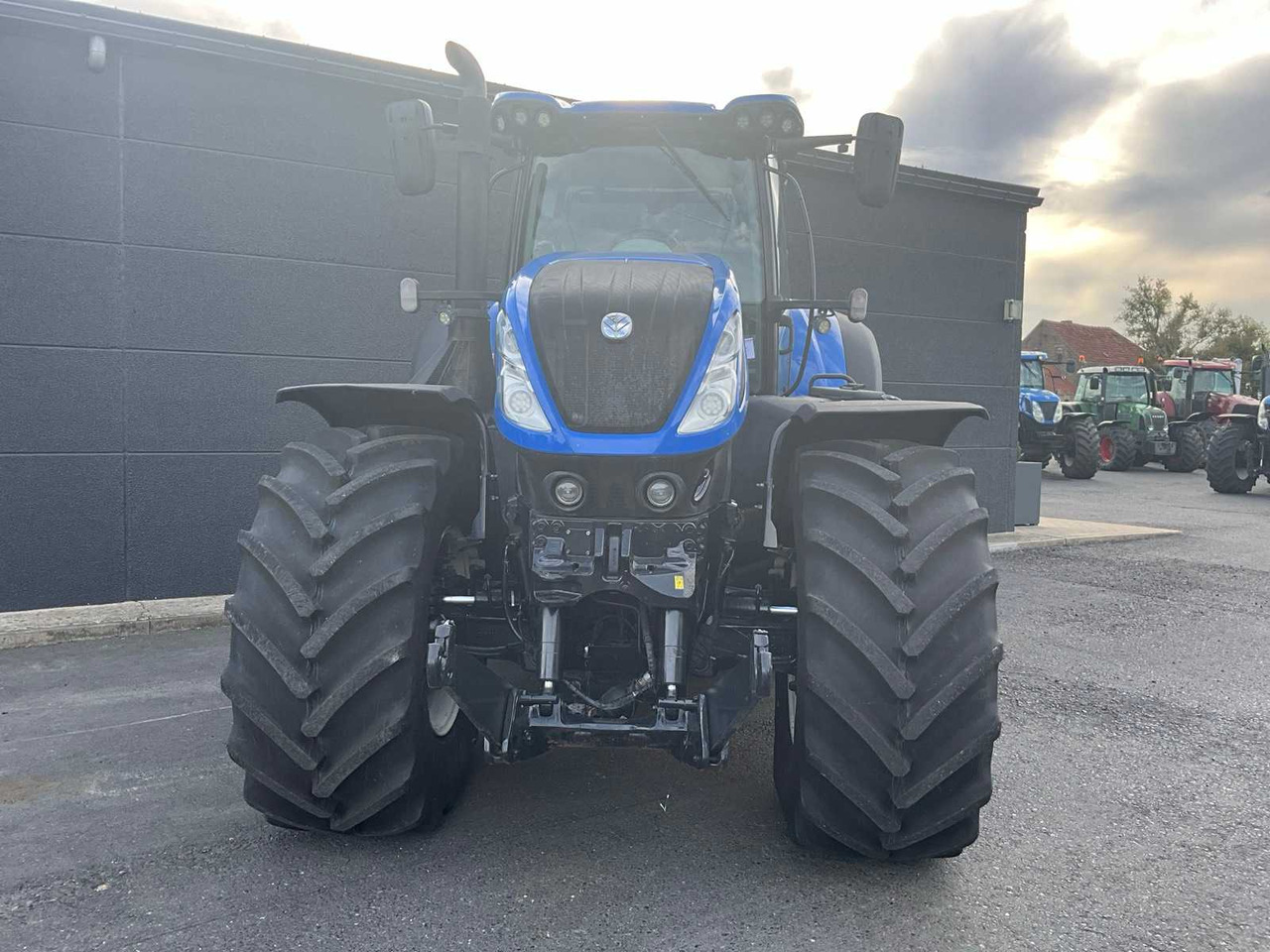 New Holland T7.315 - جرار: صورة 2 New Holland T7.315 - جرار: صورة 2
