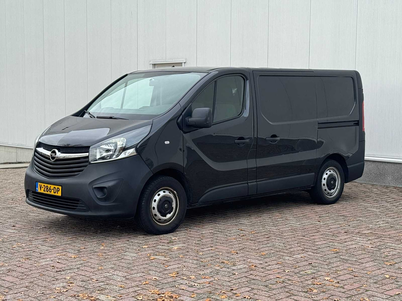 OPEL - VIVARO - 1.6 CDTI L1H1 ED ECO - COMMERCIAL VEHICLE - شاحنة توصيل مغلقة: صورة 1 OPEL - VIVARO - 1.6 CDTI L1H1 ED ECO - COMMERCIAL VEHICLE - شاحنة توصيل مغلقة: صورة 1