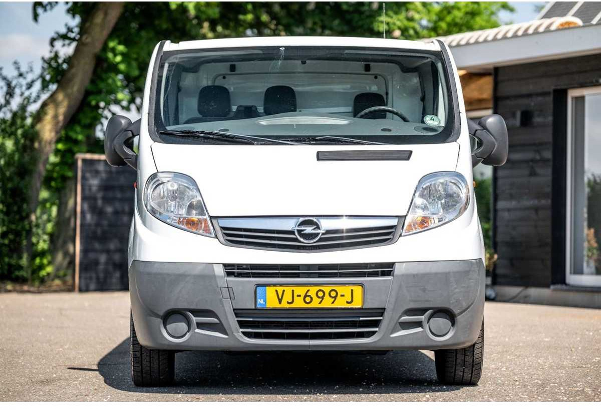 OPEL - VIVARO - 2.0 CDTI L2H1 DC ECO - 1ST OWNER - RAMP - COMMERCIAL VEHICLE - VJ-699-J - شاحنة توصيل مغلقة: صورة 4 OPEL - VIVARO - 2.0 CDTI L2H1 DC ECO - 1ST OWNER - RAMP - COMMERCIAL VEHICLE - VJ-699-J - شاحنة توصيل مغلقة: صورة 4