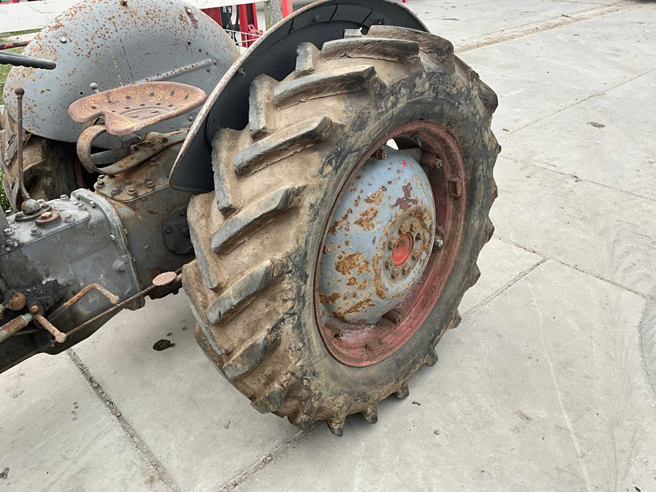 Oldtimer tractor - جرار: صورة 5 Oldtimer tractor - جرار: صورة 5