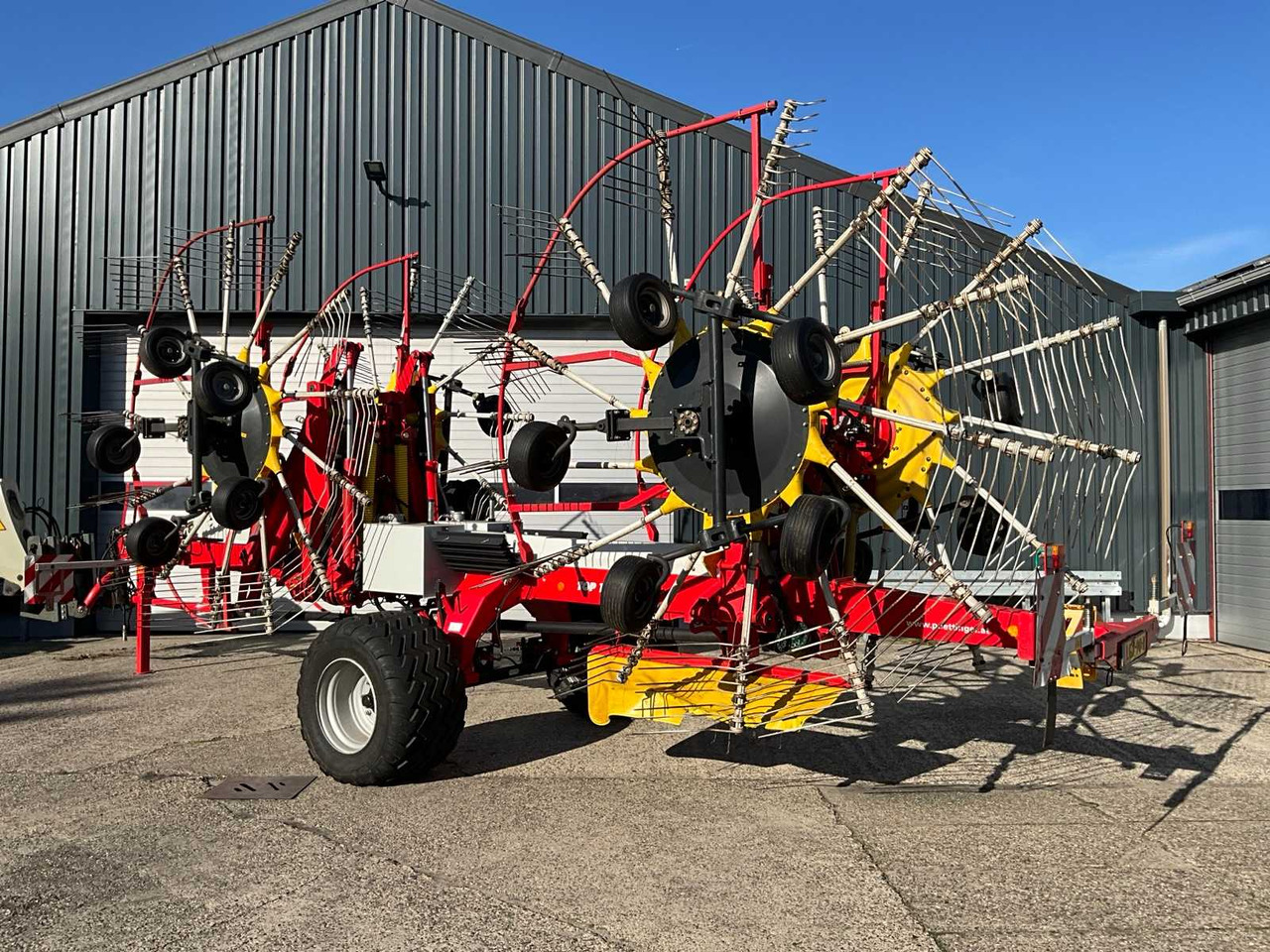 Pottinger Top 1252 C S-Line - آلات زراعية: صورة 4 Pottinger Top 1252 C S-Line - آلات زراعية: صورة 4