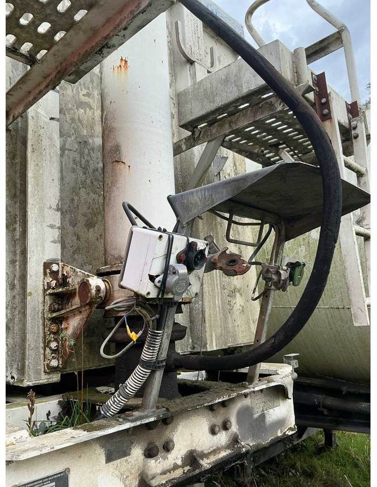 نصف مقطورة ROBUST KAISER S3803V SEMI-TRAILER TIPPER: صورة 8