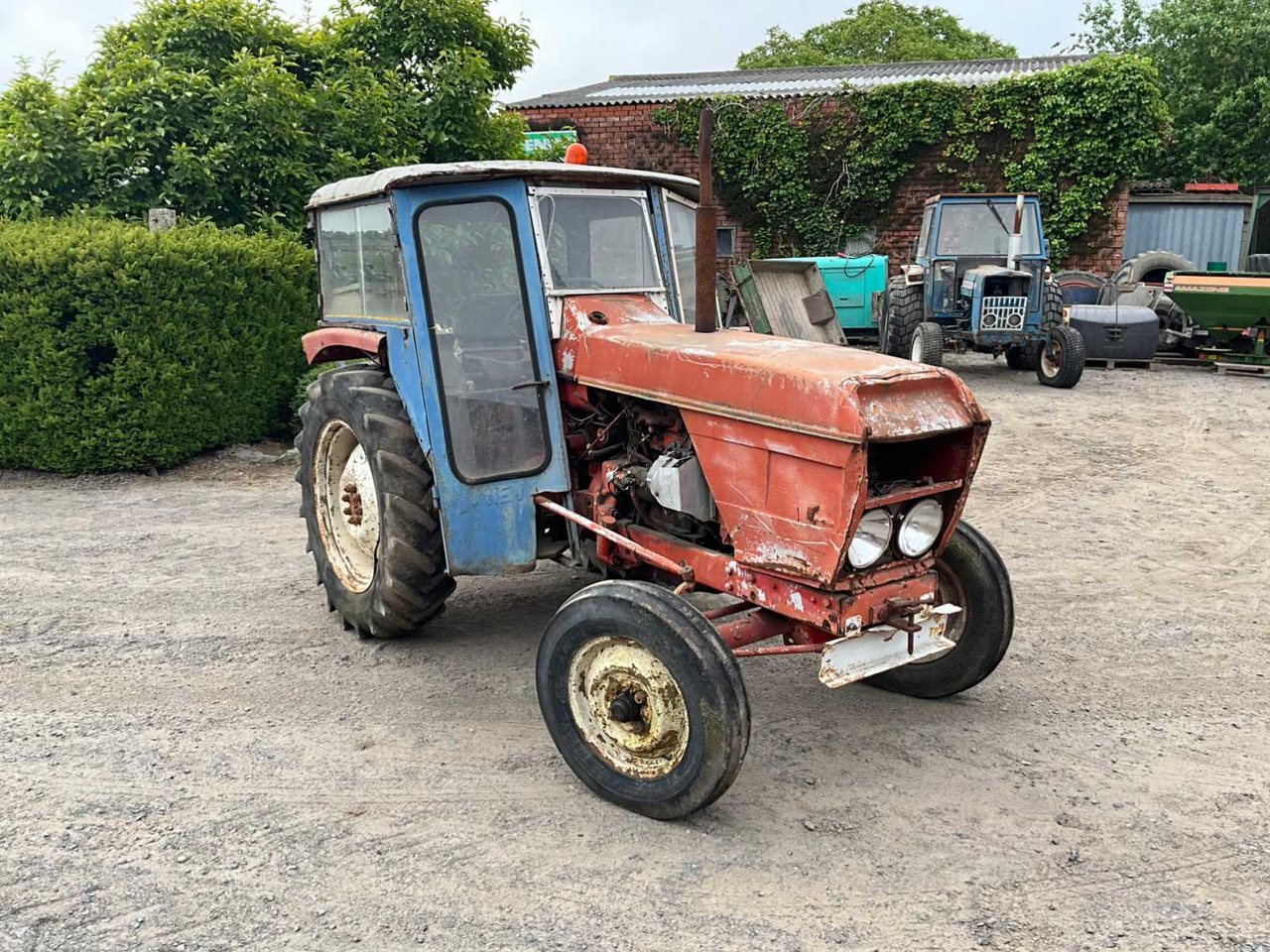 Renault R7055 - جرار: صورة 4 Renault R7055 - جرار: صورة 4